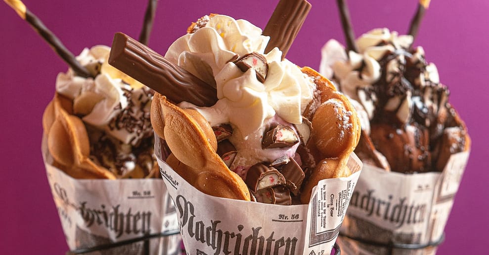 Signature Bubblewaffle inkl. 2 Eiskugeln & Heißgetränk für 1-4 Pers. Berlin OXGE.com Special Offers, Deals & Discounts in Germany