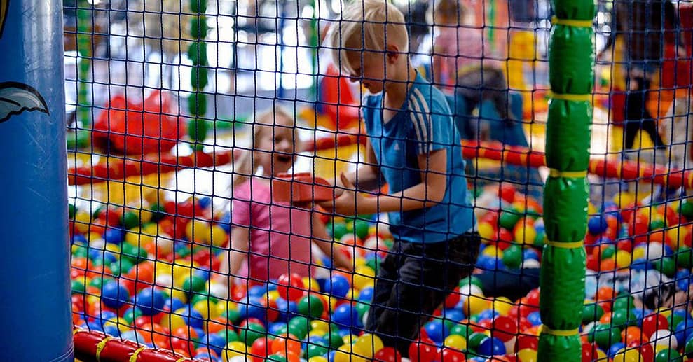 Spiel und Spaß im Tiki Kinderland: Tageskarte für 2 oder 4 Personen Düsseldorf OXGE.com Special Offers, Deals & Discounts in Germany