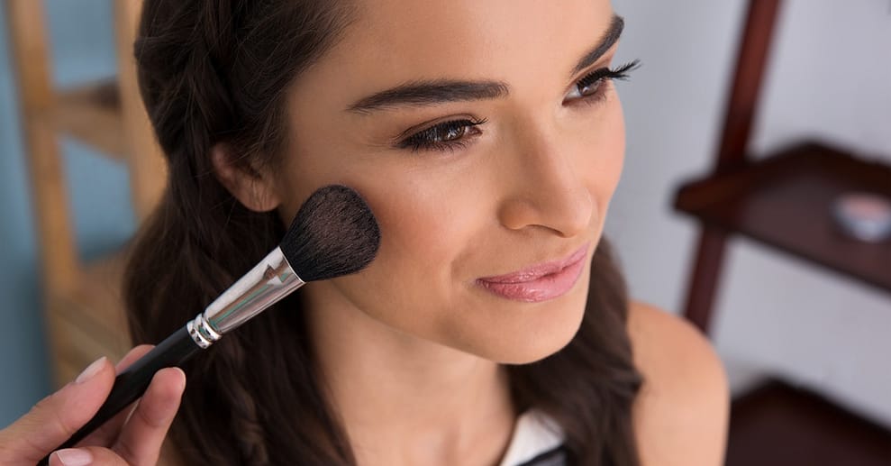 Tages-Make-up opt. mit Maniküre Köln OXGE.com Special Offers, Deals & Discounts in Germany