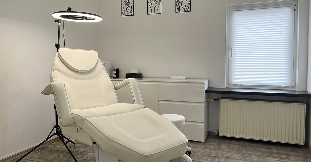 Wertgutschein Hylase-Behandlung – Auflösung von Hyaluronsäure-Fillern Essen OXGE.com Special Offers, Deals & Discounts in Germany