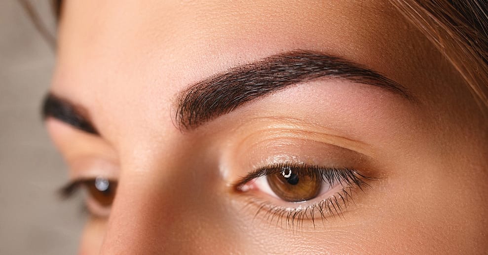 Perfekte Augenbrauen durch präzises Microblading im Zentrum Frankfurts Frankfurt OXGE.com Special Offers, Deals & Discounts in Germany