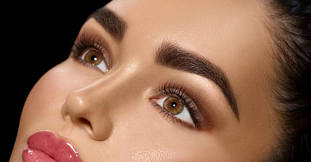 Wimpern-, Augenbrauen-Lifting oder Wimpernverlängerung für 1 Person Essen OXGE.com Special Offers, Deals & Discounts in Germany