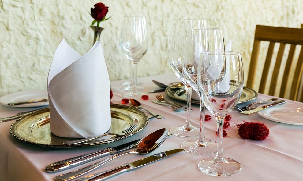 Luxus-Dining: 3-Gänge-Genuss-Menü mit Aperitif Hamburg OXGE.com Special Offers, Deals & Discounts in Germany